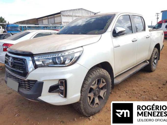 TOYOTA HILUX CD 20/20